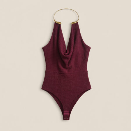 Body à col drapé et anneau doré